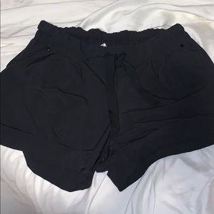 Lululemon shorts black